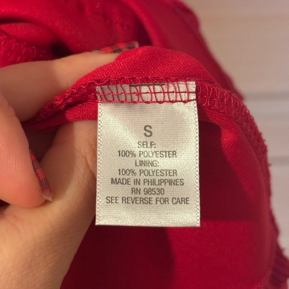 Red Textured layered Short-Sleeved Top 🎁🎇✨ - Picture 10 of 12